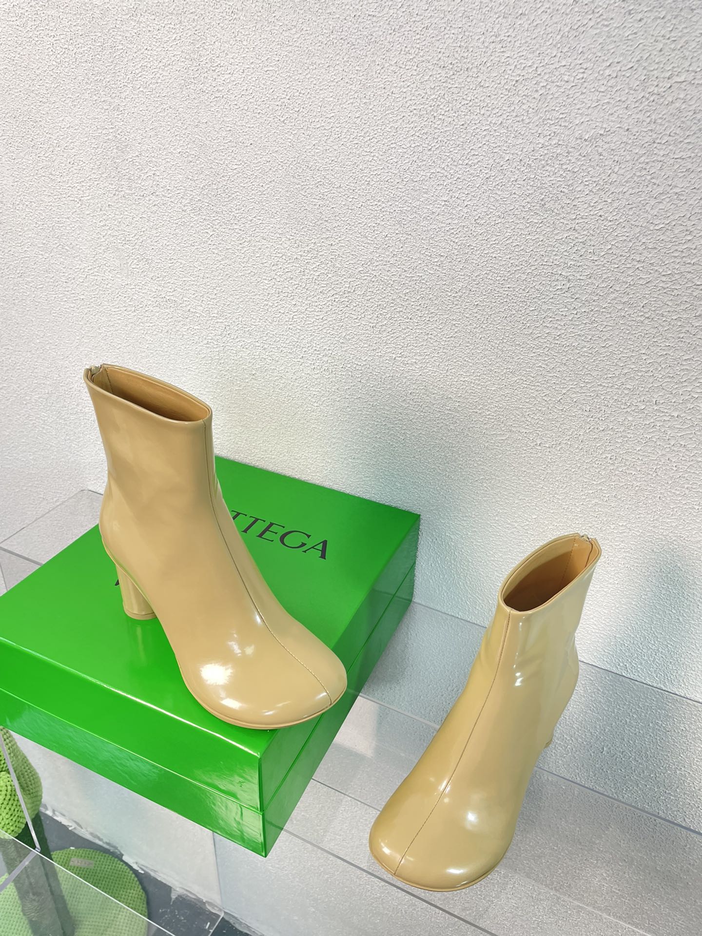 ATOMIC ANKLE BOOT IN KHAKI TAN CALFSKIN 75 MM