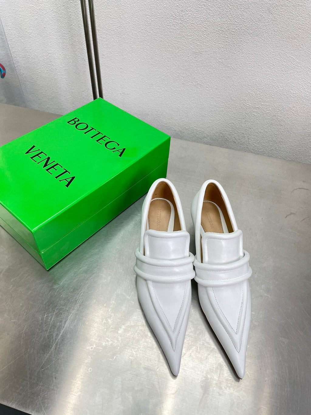 HIGH PUMP 35 MM IN WHITE CALFSKIN