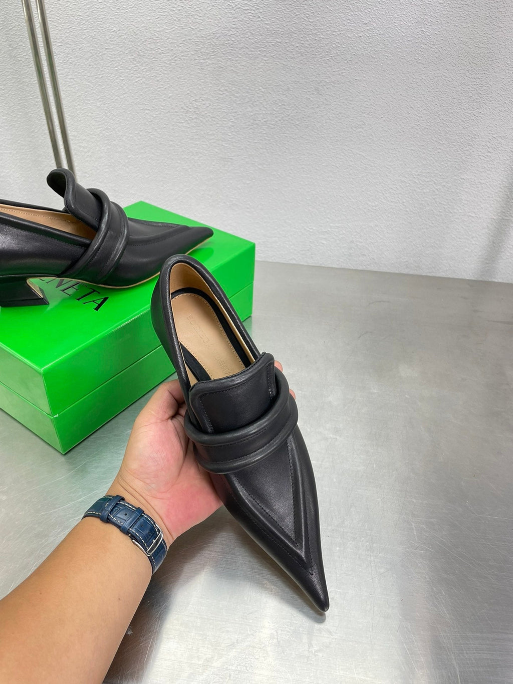 HIGH PUMP 35 MM IN BLACK CALFSKIN