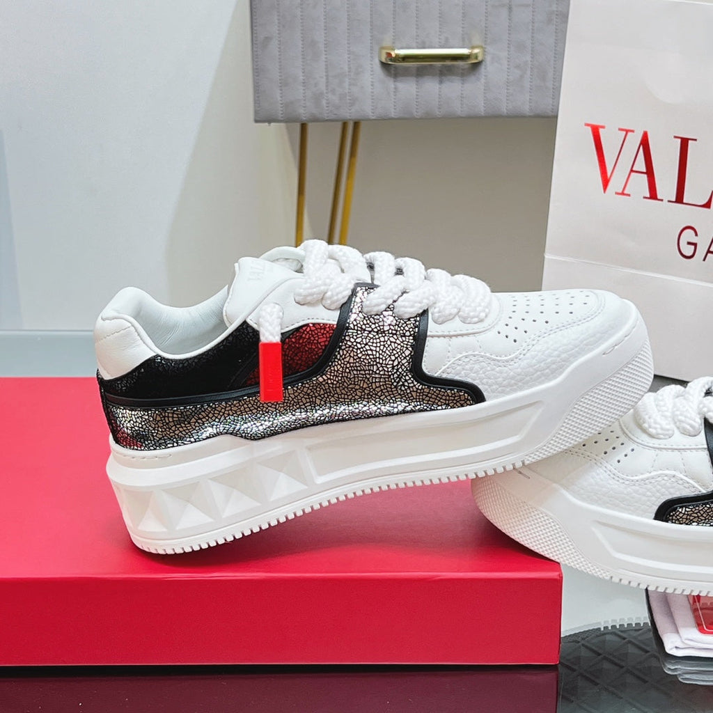 VALENTINO 25S GARAVANI ONE STUD XL PLATFORM SNEAKERS IN WHITE MIX METALLIC LAMBSKIN