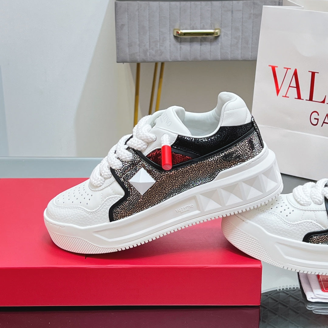 VALENTINO 25S GARAVANI ONE STUD XL PLATFORM SNEAKERS IN WHITE MIX METALLIC LAMBSKIN