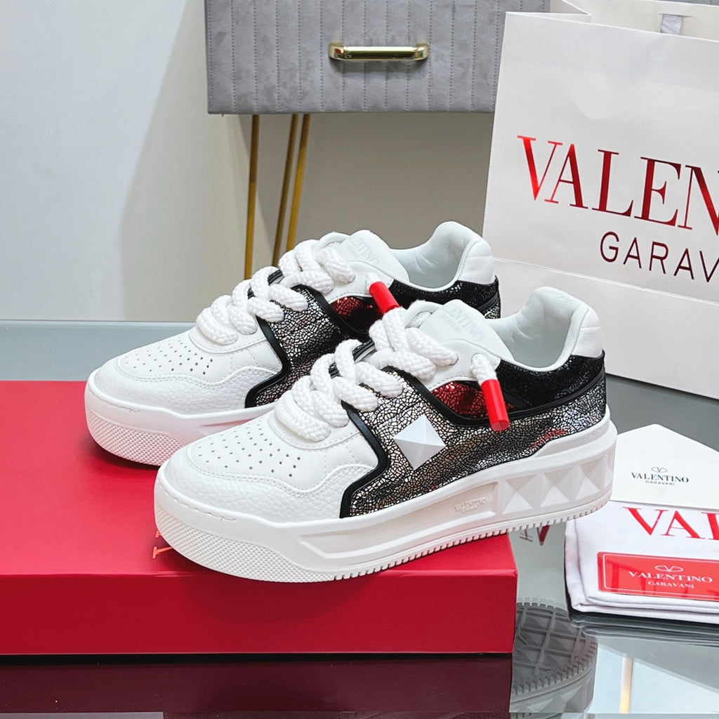 VALENTINO 25S GARAVANI ONE STUD XL PLATFORM SNEAKERS IN WHITE MIX METALLIC LAMBSKIN