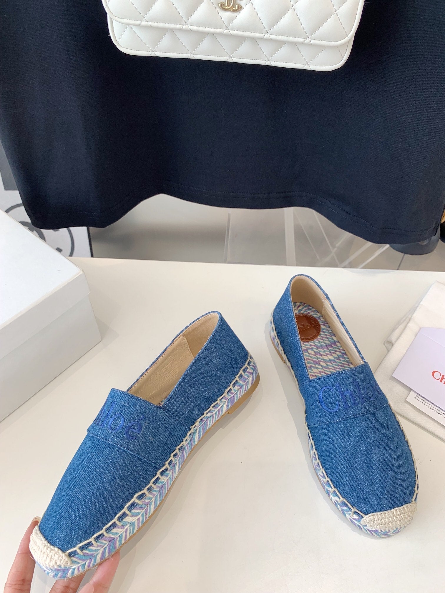 CHLOÉ LOAFER SHOES IN CERULEAN BLUE DENIM AND WOVEN RAFFIA