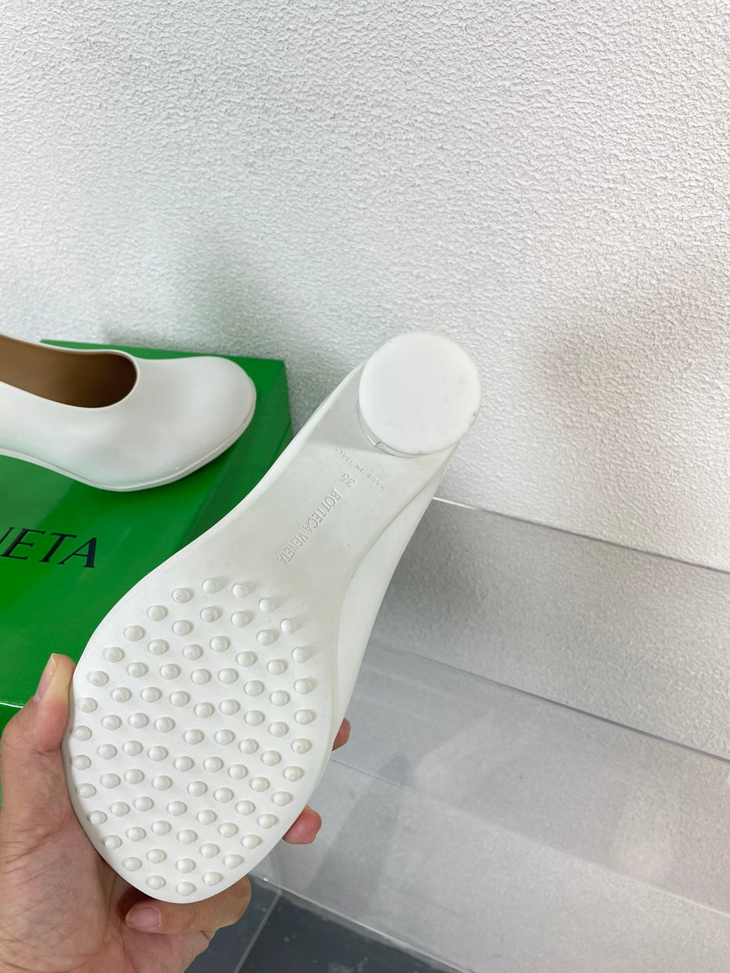 ATOMIC HIGH PUMP 9 CM IN WHITE CALFSKIN