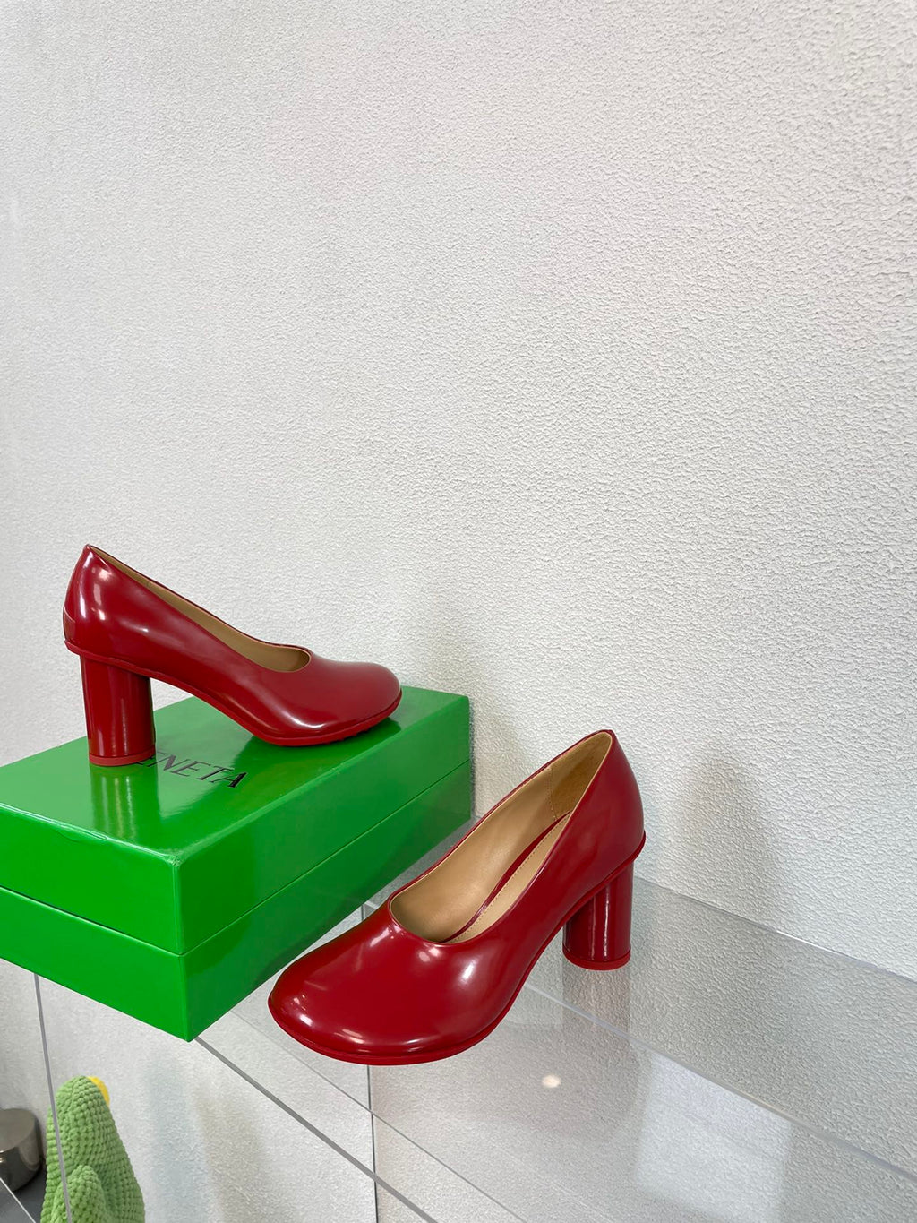 ATOMIC HIGH PUMP 9 CM IN RUBY RED CALFSKIN