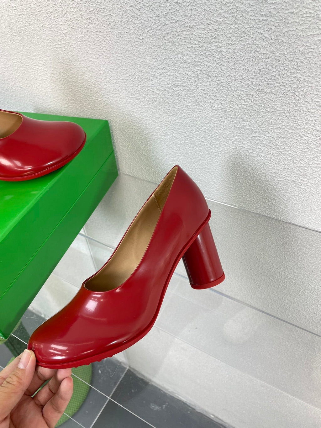 ATOMIC HIGH PUMP 9 CM IN RUBY RED CALFSKIN