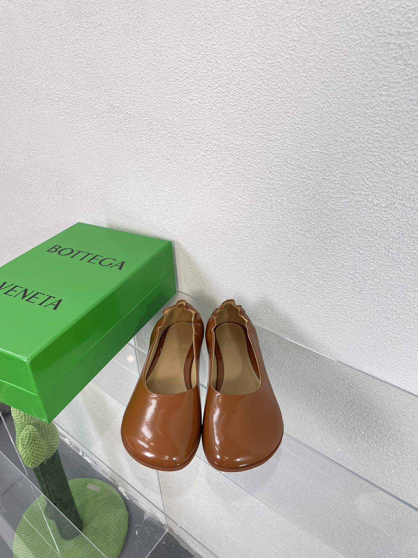 ATOMIC BALLERINA FLAT IN BRONZE BROWN CALFSKIN