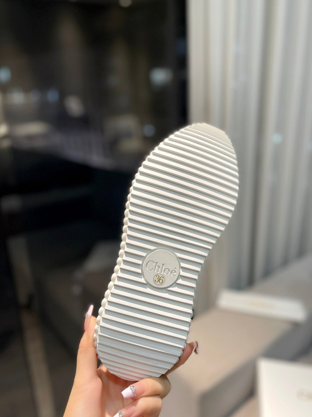 CHLOÉ NAMA SNEAKER IN WHITE LAMBSKIN AND SUEDE