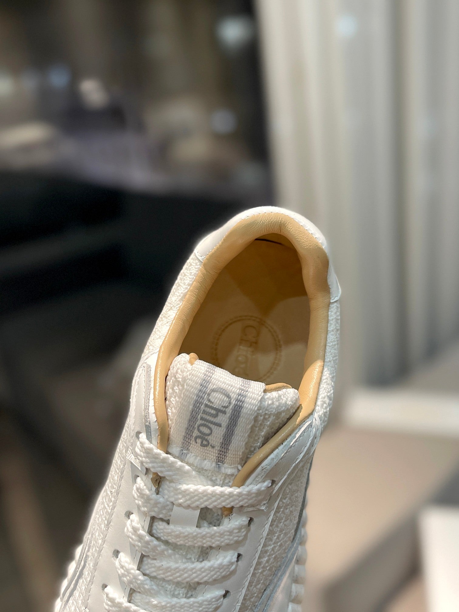 CHLOÉ NAMA SNEAKER IN WHITE LAMBSKIN AND SUEDE