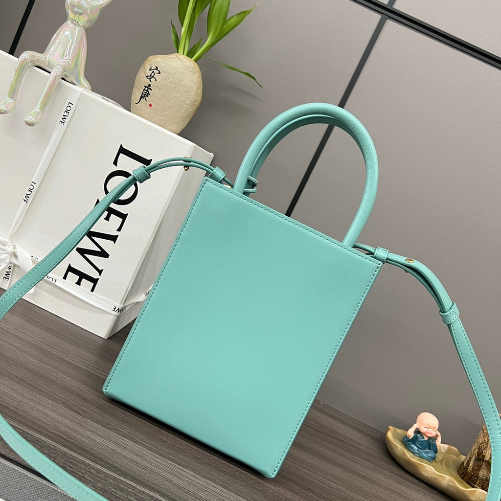 STANDARD A5 TOTE BAG IN AQUAMARINE BLUE CALFSKIN