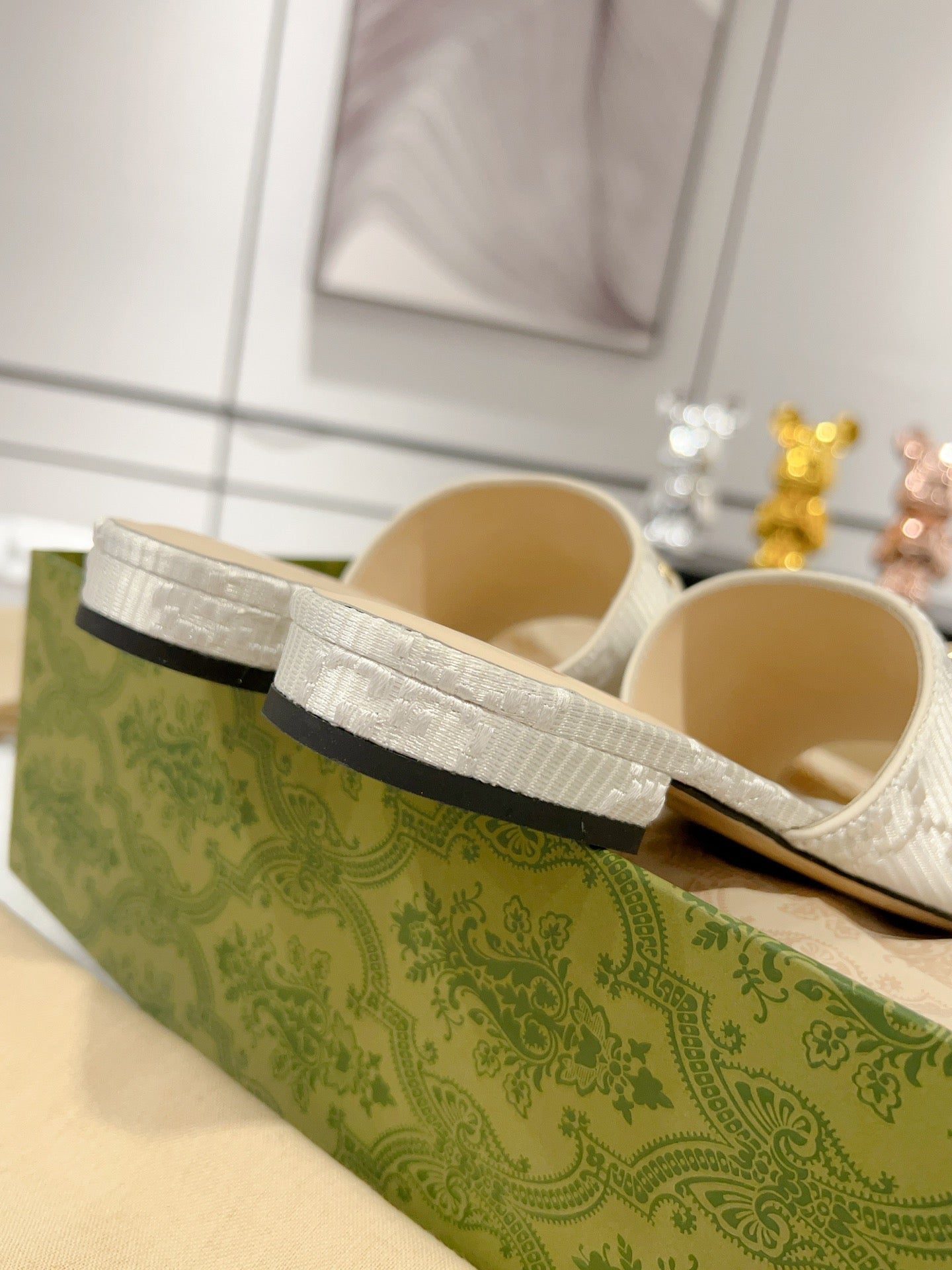 GG CHUNKY SLIDE SANDAL SILVER CALFSKIN