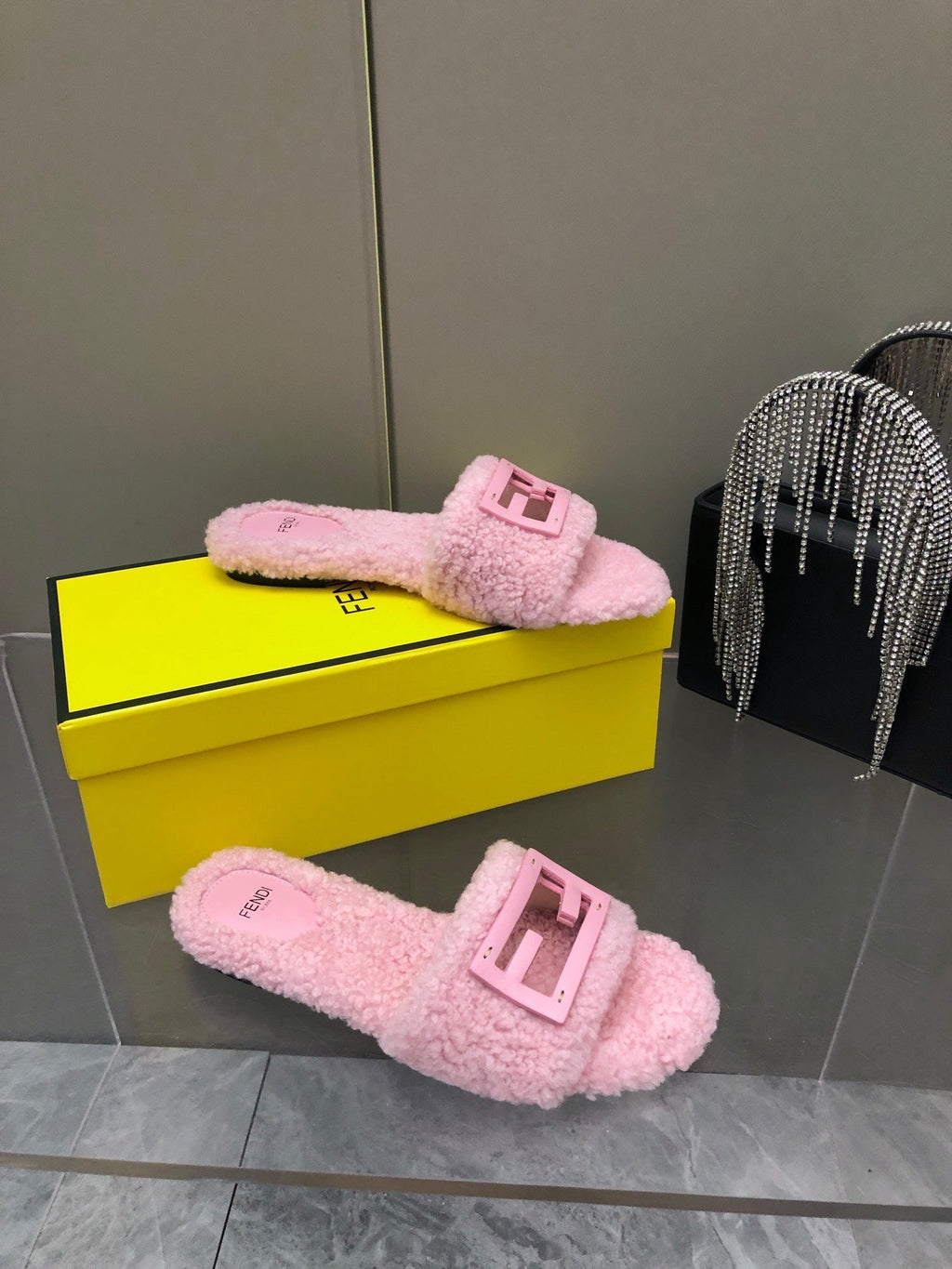 FENDI BAGUETTE SLIDE SLIPPERS IN LIGHT PINK WOOL