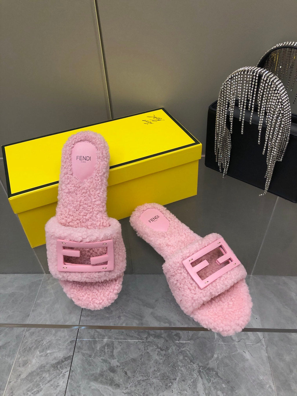 FENDI BAGUETTE SLIDE SLIPPERS IN LIGHT PINK WOOL