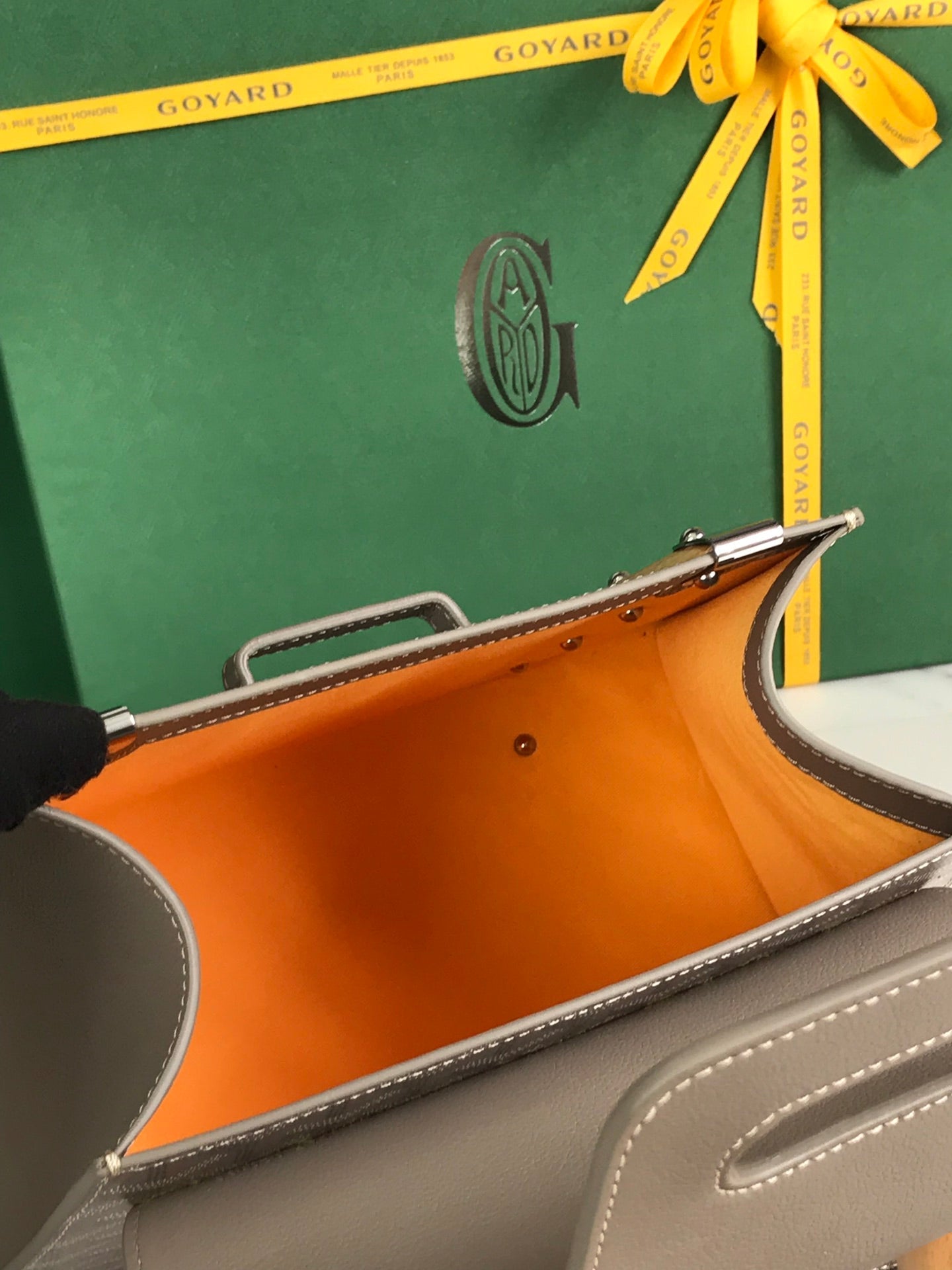 SAÏGON PM BAG 28 IN DESERT GOYARDINE CANVAS AND CALFSKIN