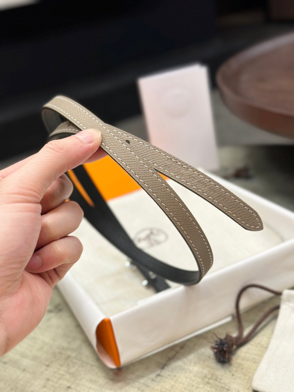 HM FOCUS BUCKLE & REVERSIBLE BLACK AND CAMEL BROWN LEATHER STRAP 13MM COPPER HARDWARE