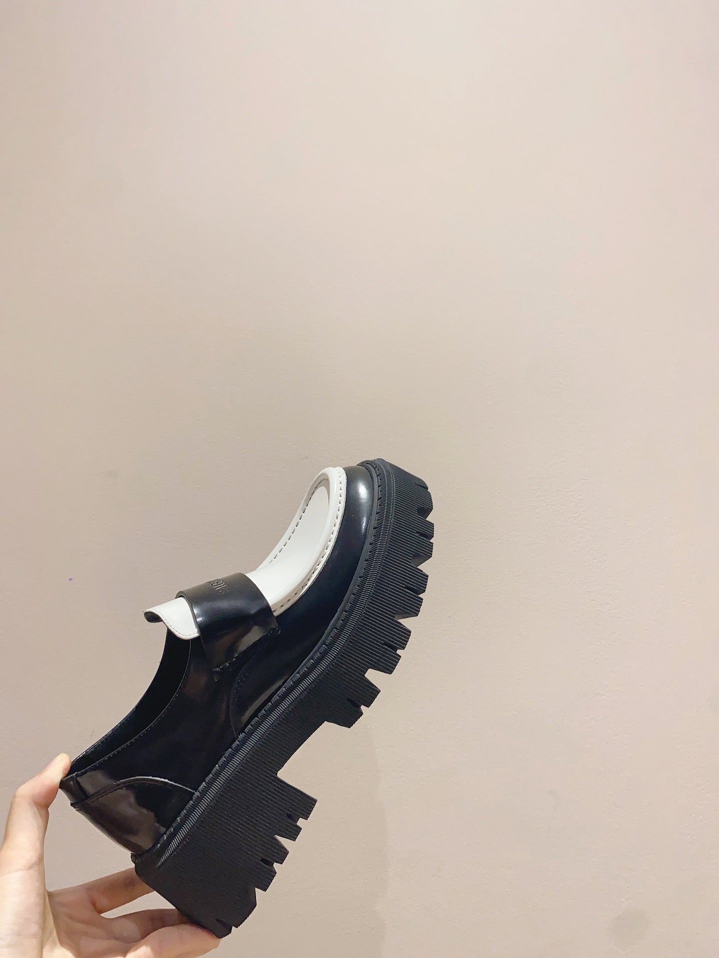 BALENCIAGA 25S LOAFERS IN BLACK MIX WHITE CALFSKIN