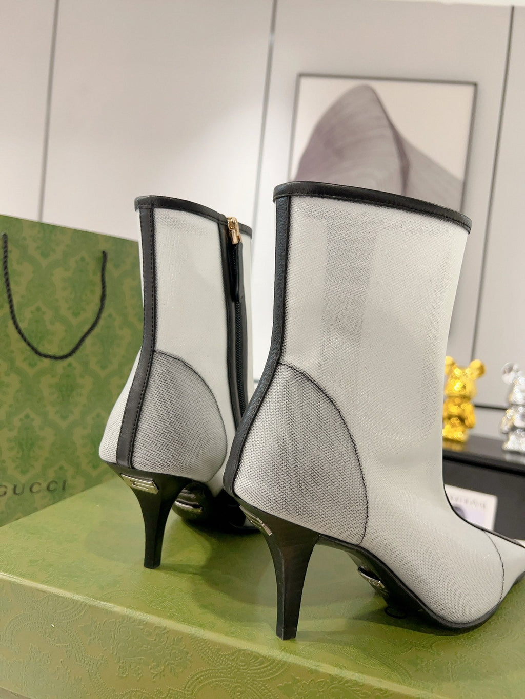 GG ANKLE BOOTS IN WHITE MIX BLACK MESH AND SHEEPSKIN