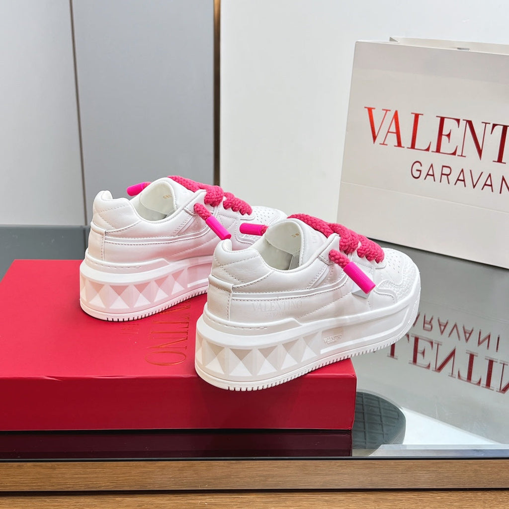VALENTINO 25S GARAVANI ONE STUD XL PLATFORM SNEAKERS IN PINK MIX WHITE LAMBSKIN