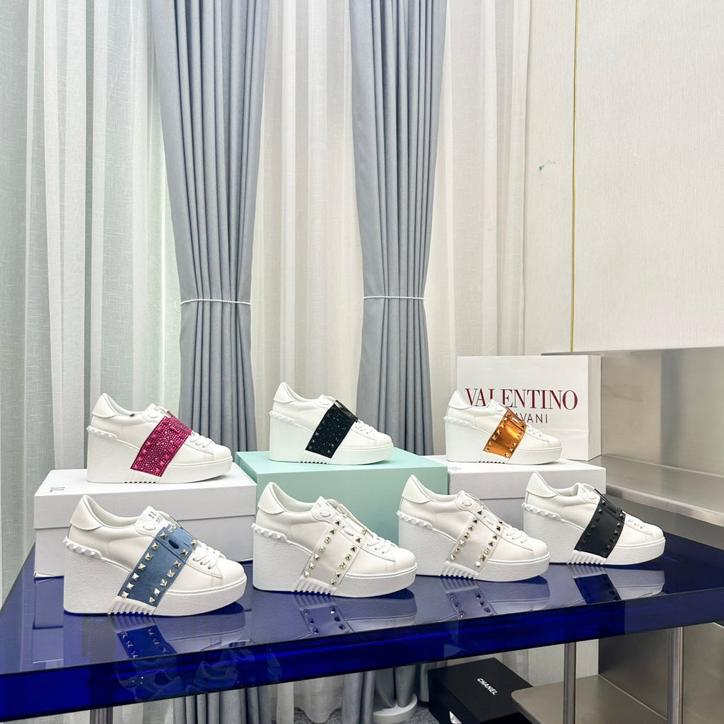 FLATFORM ROCKSTUD UNTITLED SNEAKER IN WHITE MIX BLACK CALFSKIN