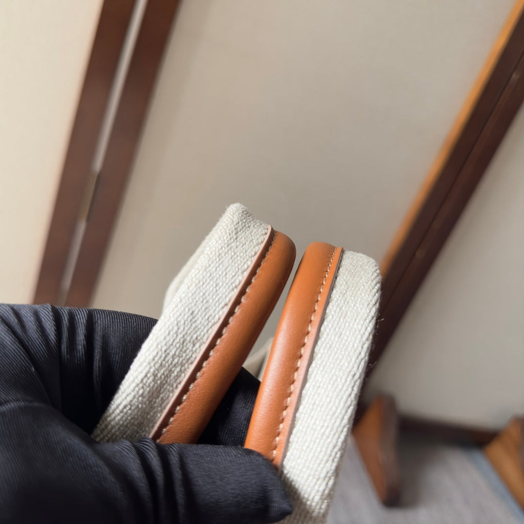 LAGRE WOODY TOTE BAG 45 IN BEIGE LINEN CANVAS WEBBING LOGO EMBROIDERY BROWN CALFSKIN