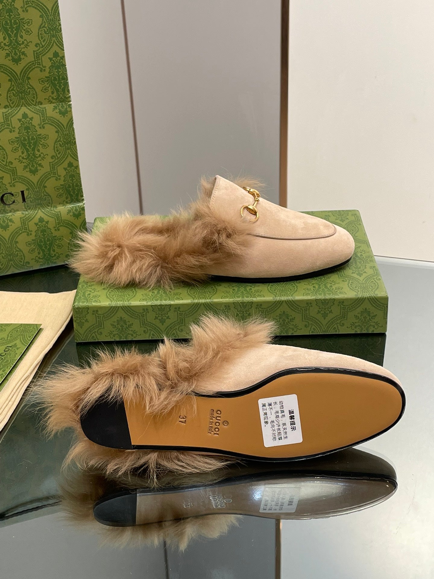 HORSEBIT MULE IN TAN BROWN SUEDE AND LAMB WOOL LINING