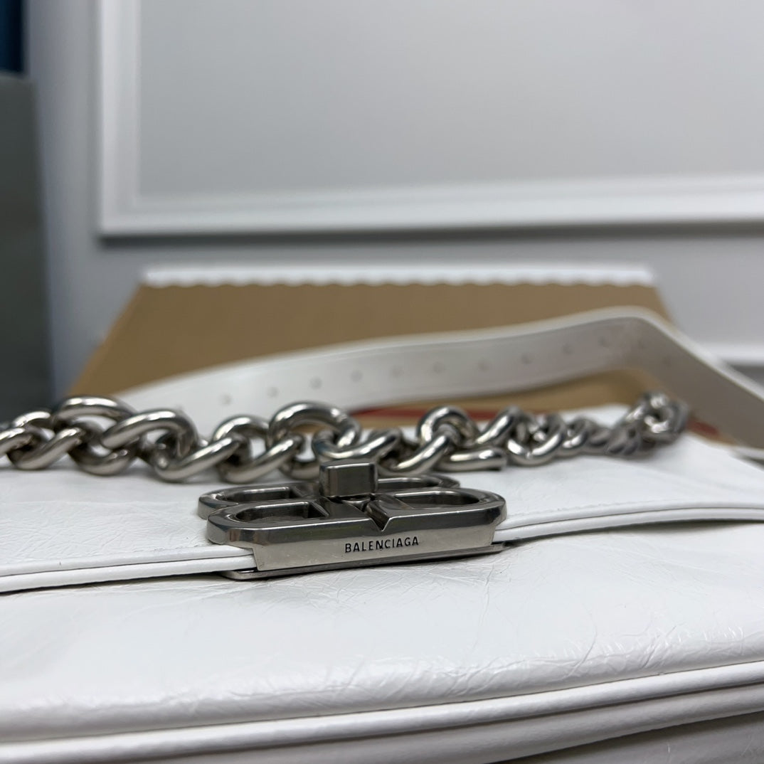 BB SOFT FLAP BAG 36 IN WHITE PEACH CALFSKIN SILVER HARDWARE