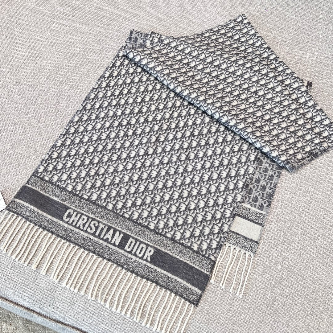 DIOR SCARF 200 CM IN CASHMERE 667141