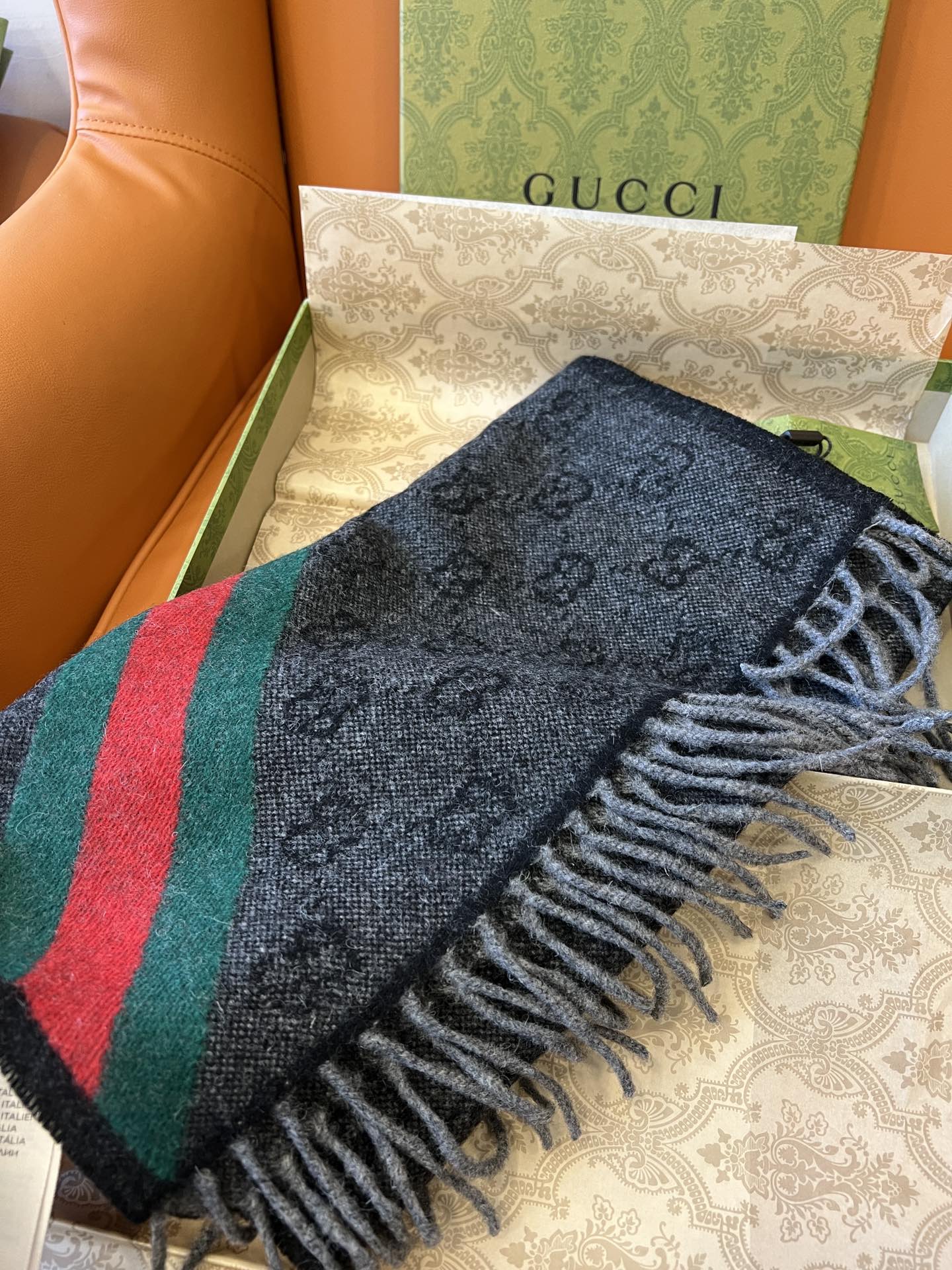 GUCCI 25S SCARF 190 IN WOOL 636371