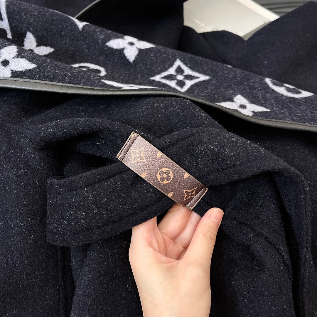 LV 25S HOODED JACKET 0018