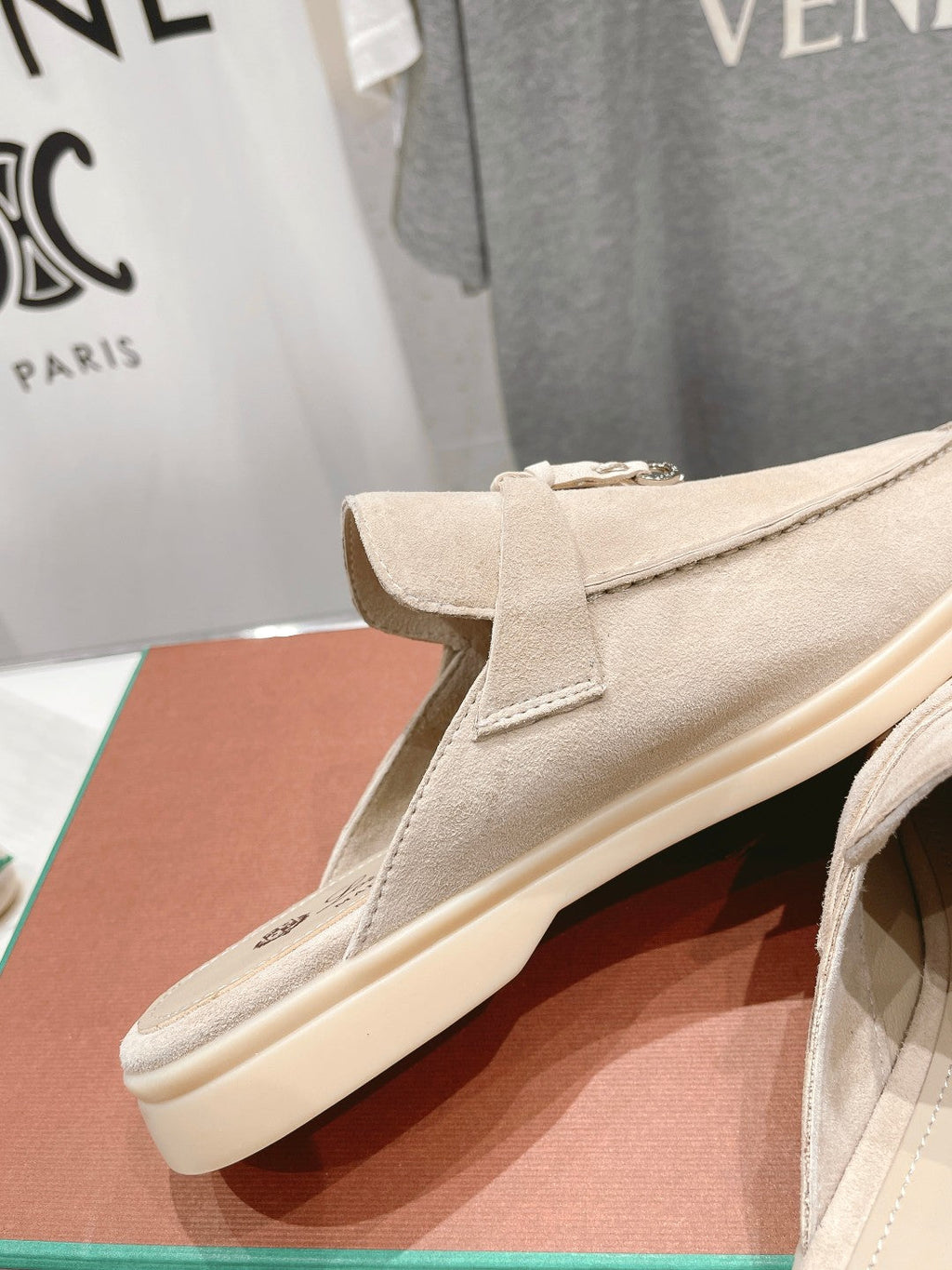 LP CHARMS WALK BABOUCHE LOAFERS BEIGE SUEDE