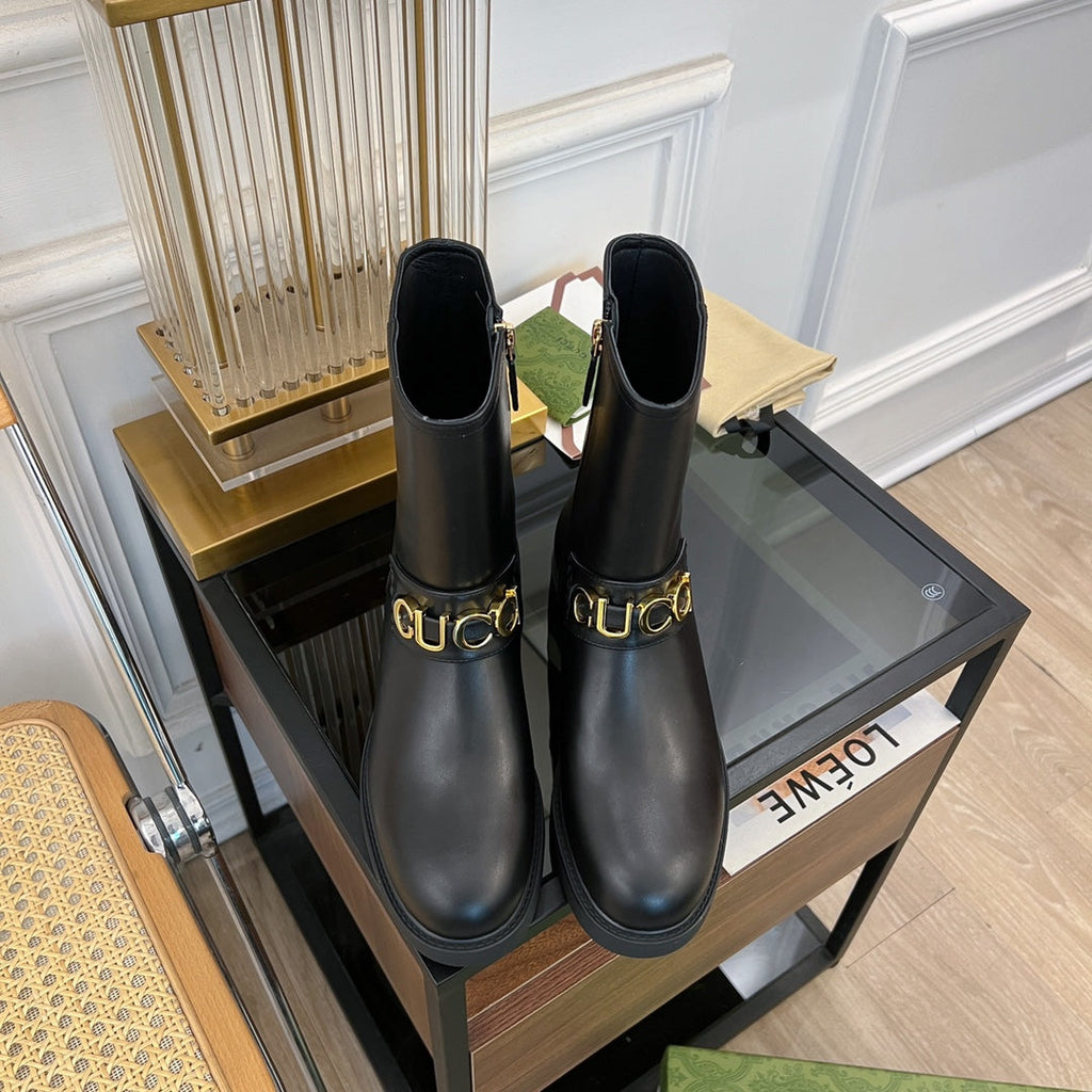 GG CLASSIC LOGO ANKLE BOOTS IN BLACK CALFSKIN