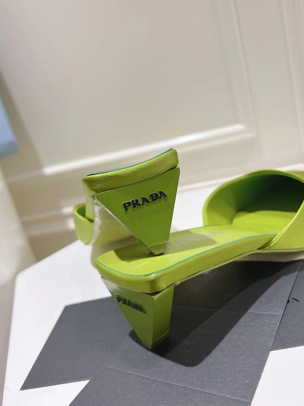 PRA SQUARE TOE MULES PEAR SATIN