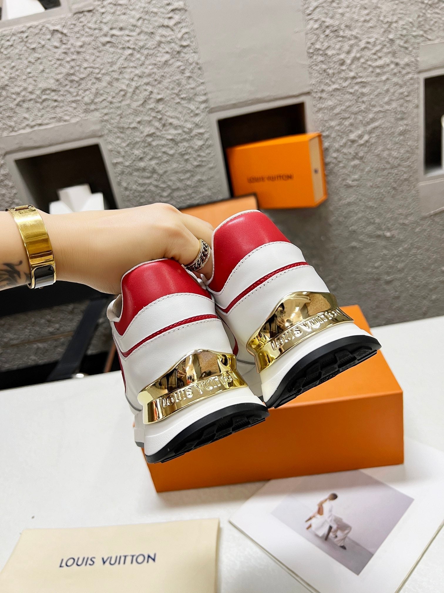 LV WOMEN SNEAKER IN WHITE MIX CHERRY RED CALFSKIN