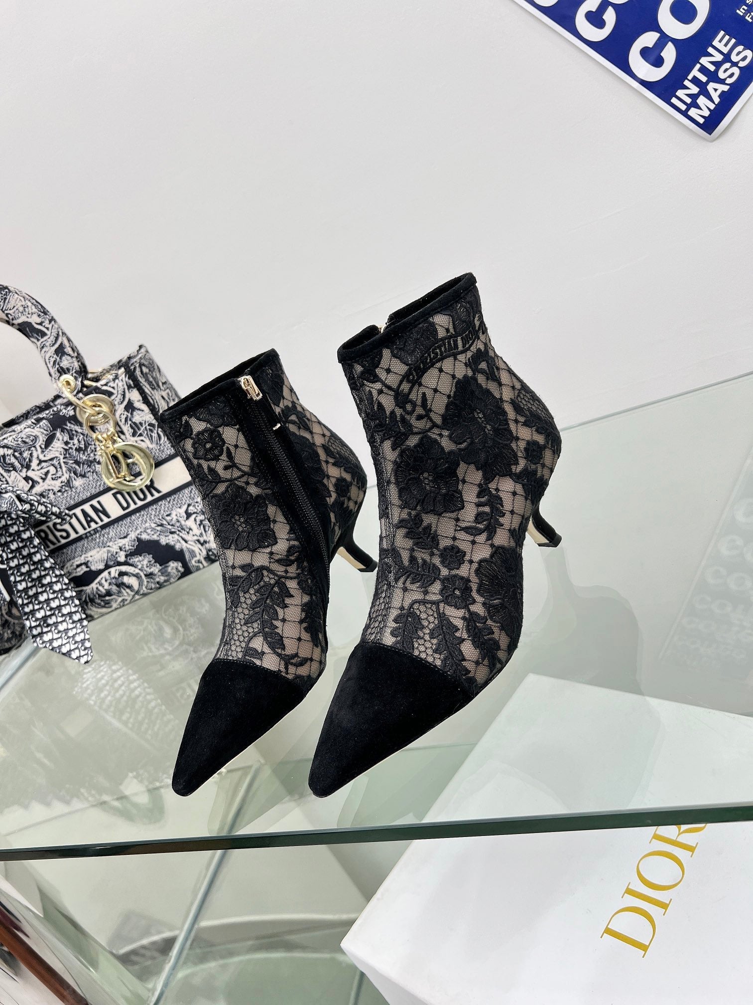 DIOR 25S POINTED-TOE ANKLE BOOTS 50 MM IN BLACK MESH TULLE AND SUEDE