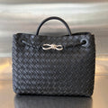 BV MEDIUM ANDIAMO 32CM BLACK LAMBSKIN