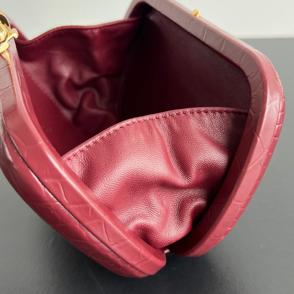 KNOT 19 IN BURGUNDY RED CROCODILE PATTERN CALFSKIN