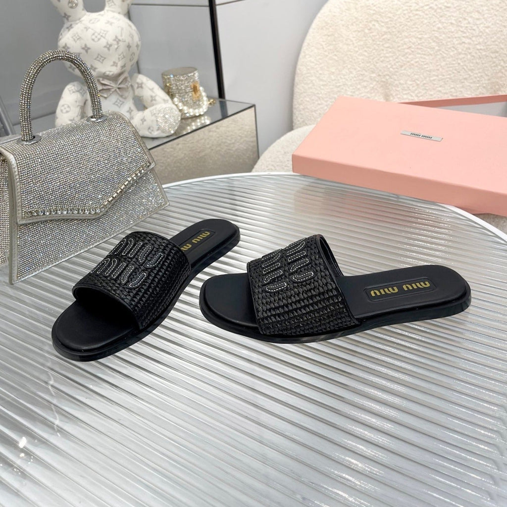 Slippers Black Leather With Sedge Straps
