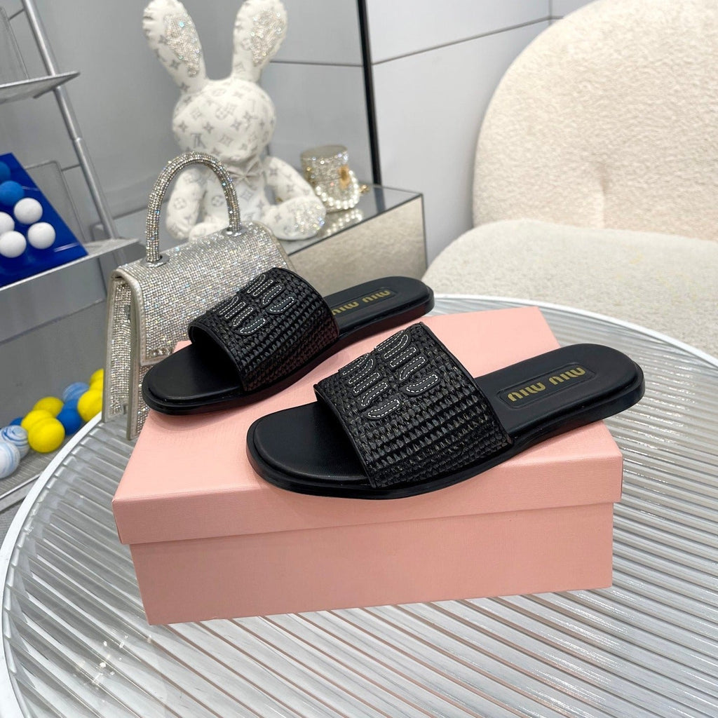 Slippers Black Leather With Sedge Straps