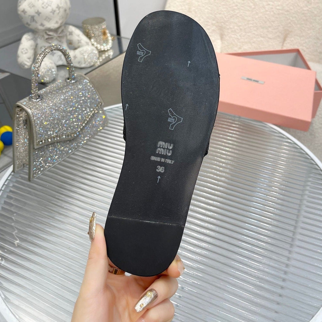 Slippers Black Leather With Sedge Straps