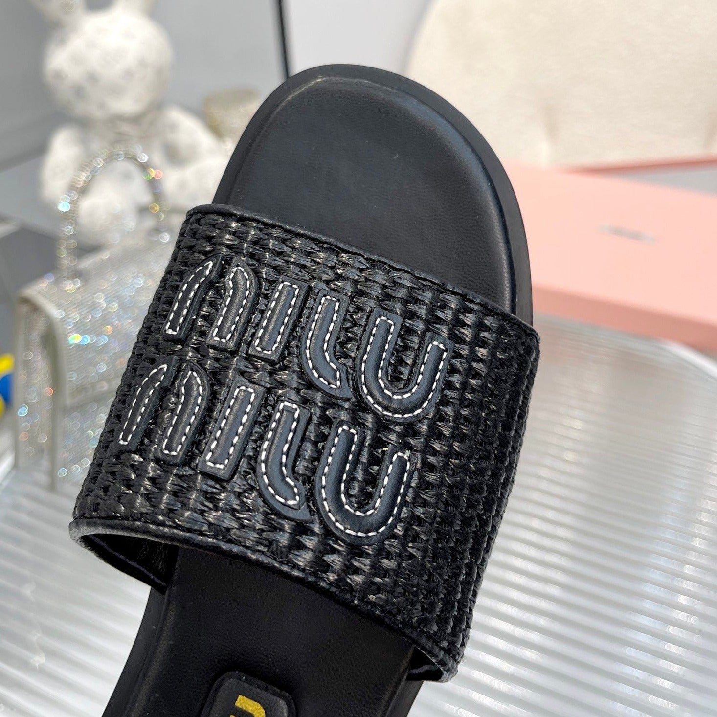 Slippers Black Leather With Sedge Straps