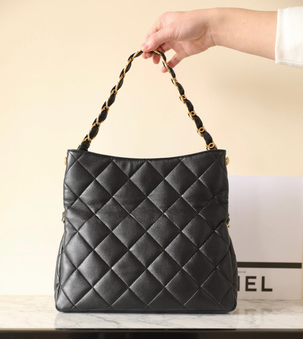 CHANEL 25S TOTE 30 CM IN BLACK LAMBSKIN WITH GOLD HARDWARE