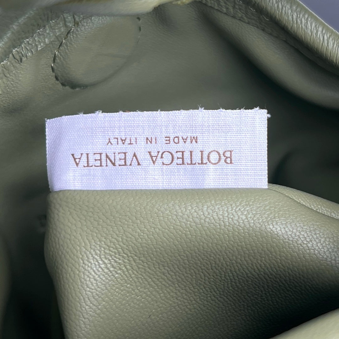 MINI HOP 25 IN TRAVERTINE CALFSKIN