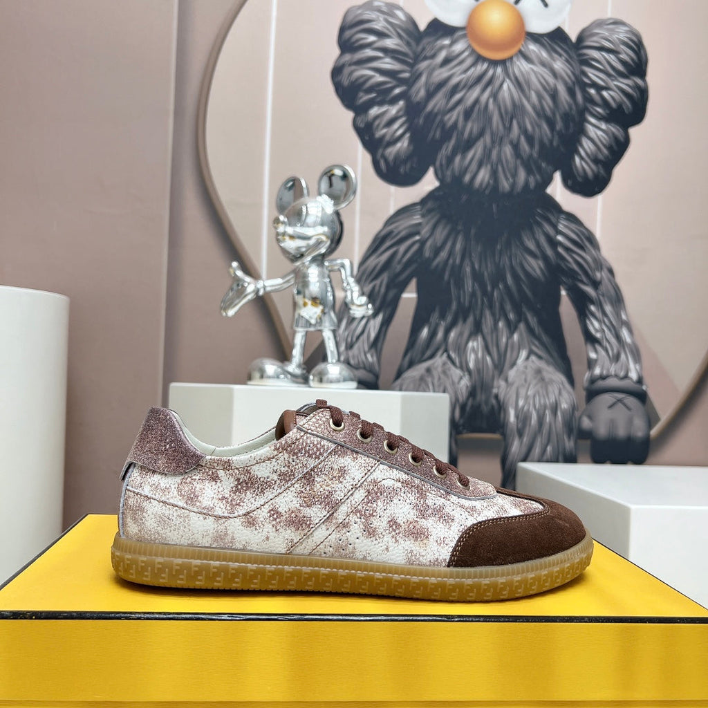 FENDI FLIGHT SNEAKER IN UMBER BROWN SUEDE AND LAMBSKIN