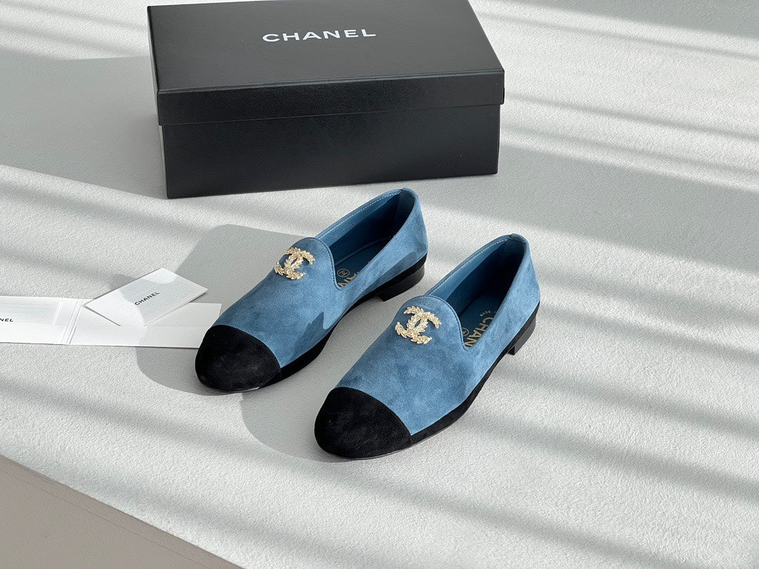 LOAFERS IN CERULEAN BLUE MIX BLACK SUEDE