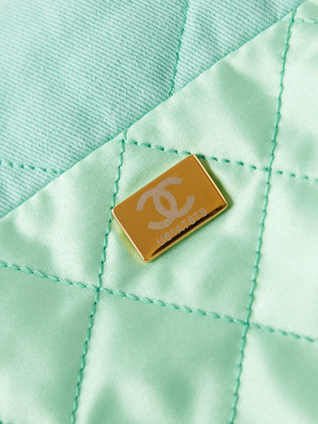 CC CLASSIC MEDIUM 37 BAG IN TF BLUE CANVAS