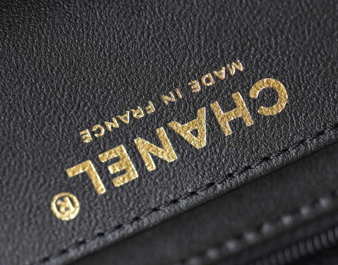 CHANEL 25S FLAP BAG 25 CM IN BLACK LAMBSKIN WITH GOLD HARDWARE