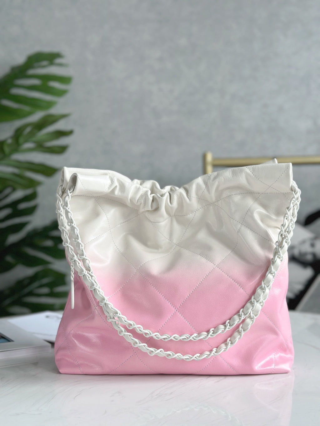 CHANEL 22 BAG 25S 42 CM IN PASTEL PINK MIX WHITE LAMBSKIN WITH WHITE HARDWARE