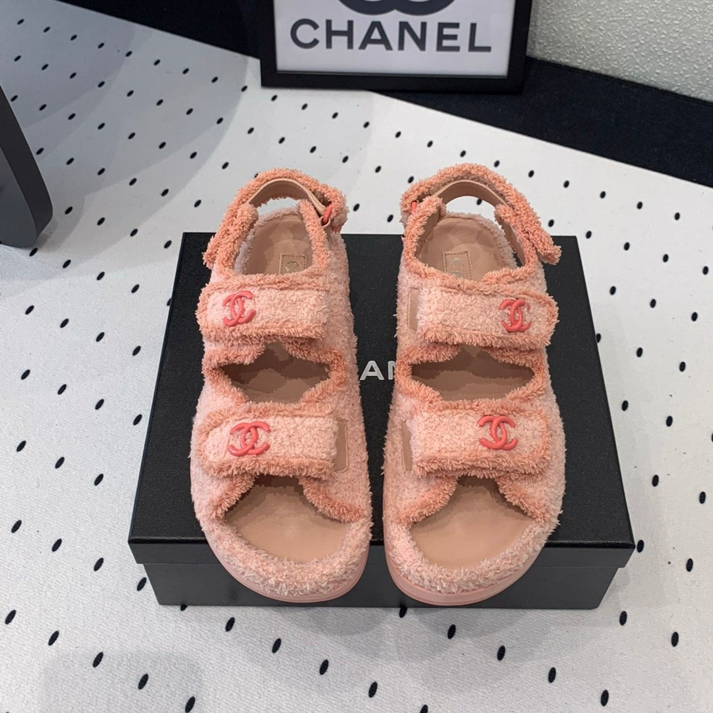 DAD SANDALS PLATFORM IN LIGHT PINK FUR