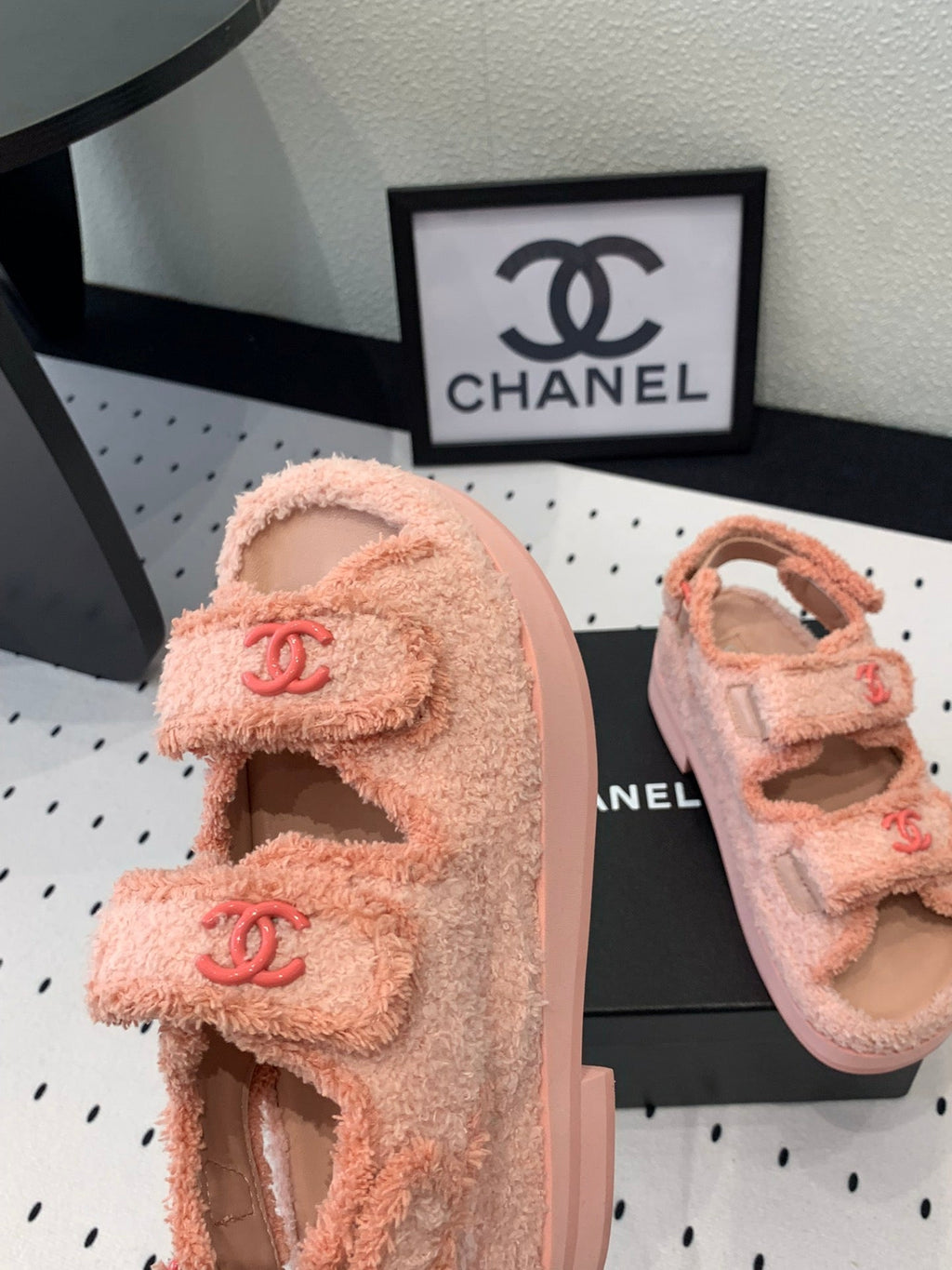 DAD SANDALS PLATFORM IN LIGHT PINK FUR