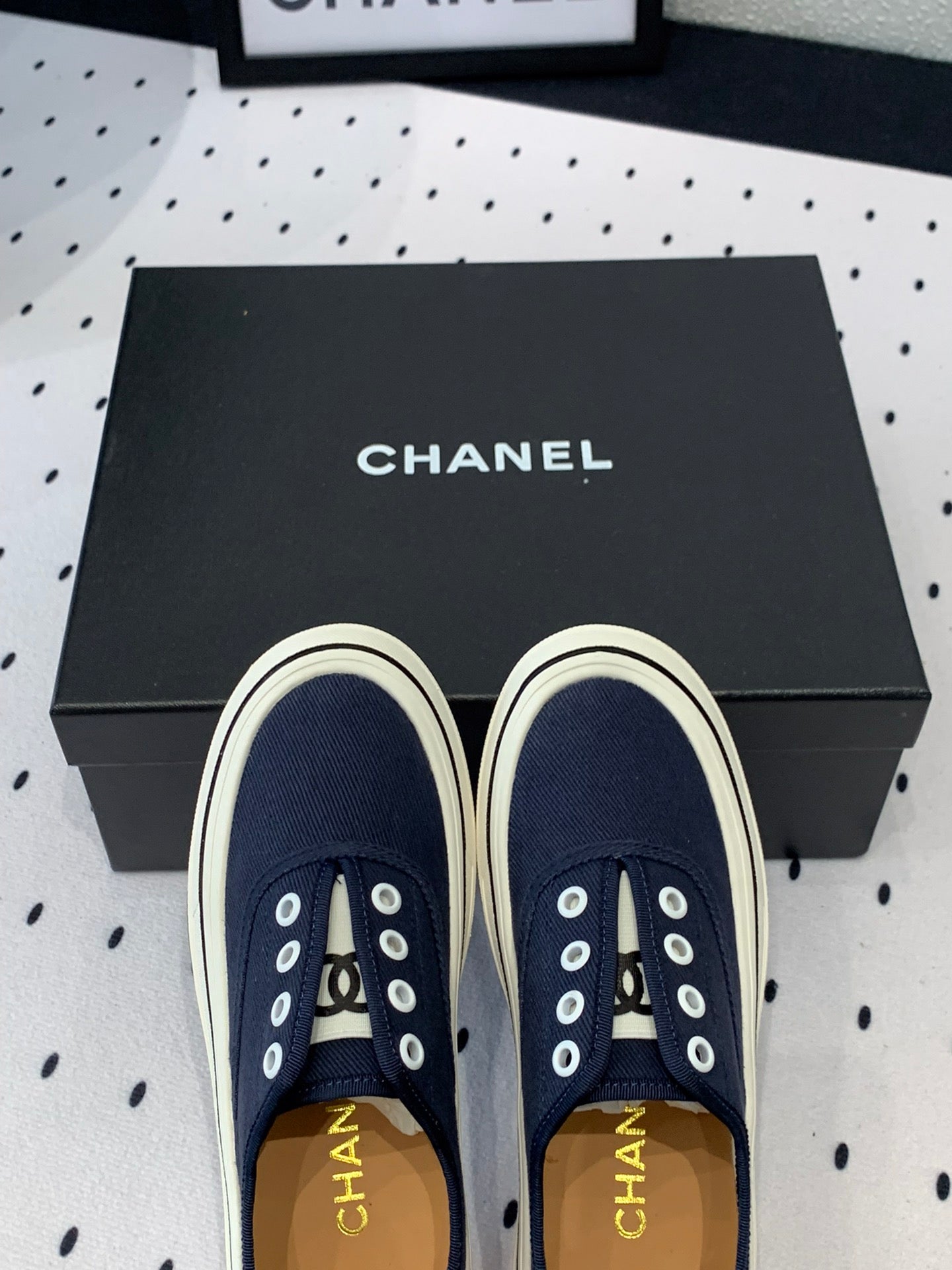 LACELESS SNEAKERS PLATFORM IN DENIM BLUE CANVAS